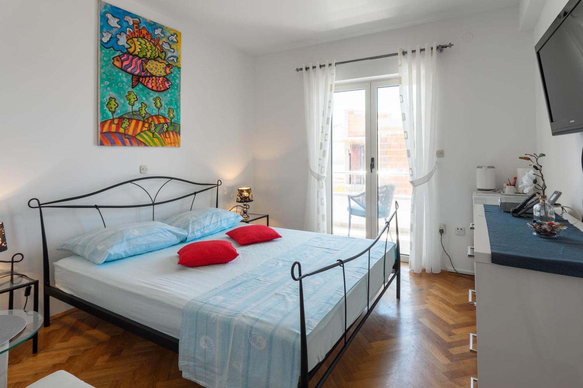 Apartmani Jakic 2 ฮวาร์ ภายนอก รูปภาพ